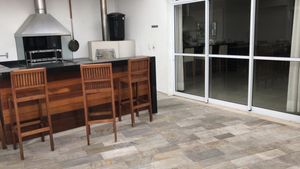 Image 33 - 447938